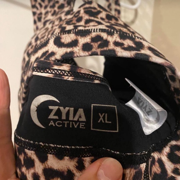 Leopard Bra/swim top - Picture 8 of 9